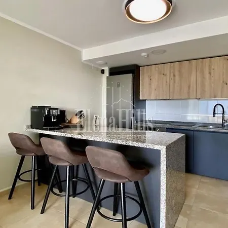 Bella Vista アパート カルプ